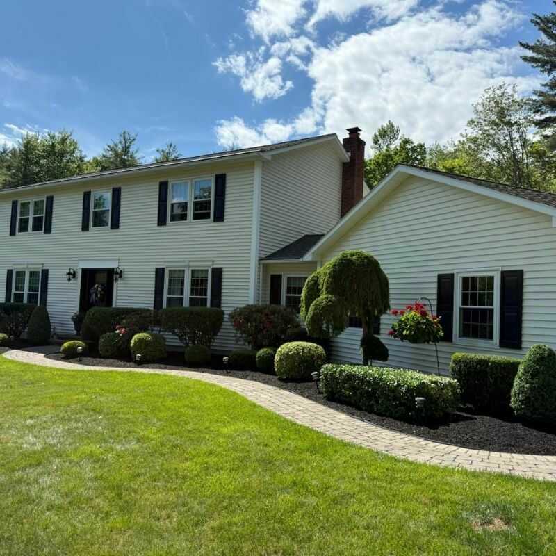 Tree Removal & Storm Cleanup in Schenectady, NY- M&M Landscaping & Maintenance 4-2 (14)