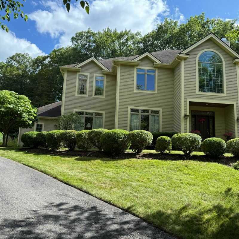 Tree Removal & Storm Cleanup in Schenectady, NY- M&M Landscaping & Maintenance 4-2 (7)